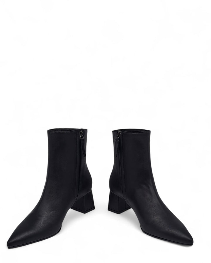 Tronchetto Gail Nappa Nero