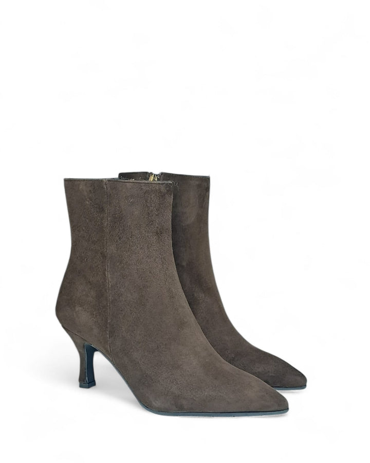 Tronchetto Ilenia T.7 cm   Camoscio Testa di Moro