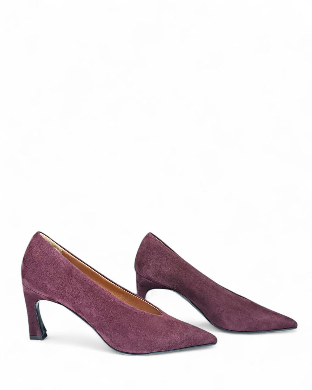 Décolleté  Mandorla  Camoscio Vino