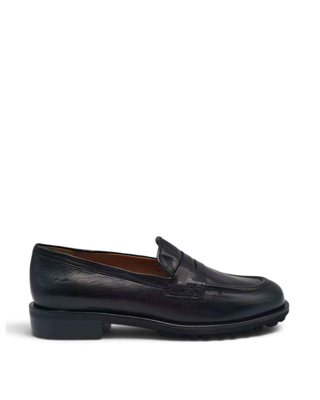 Nancy Cocco Black Moccasin