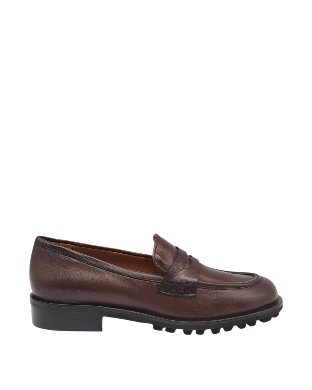 Nancy Cocco Black Moccasin