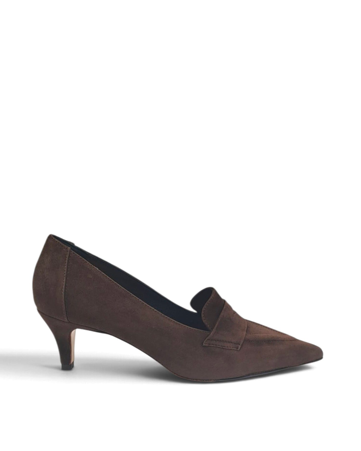 Naomi Black Leather Pumps