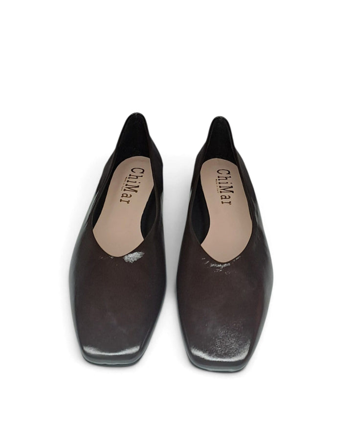 Burgundy velvet V-shaped ballerina