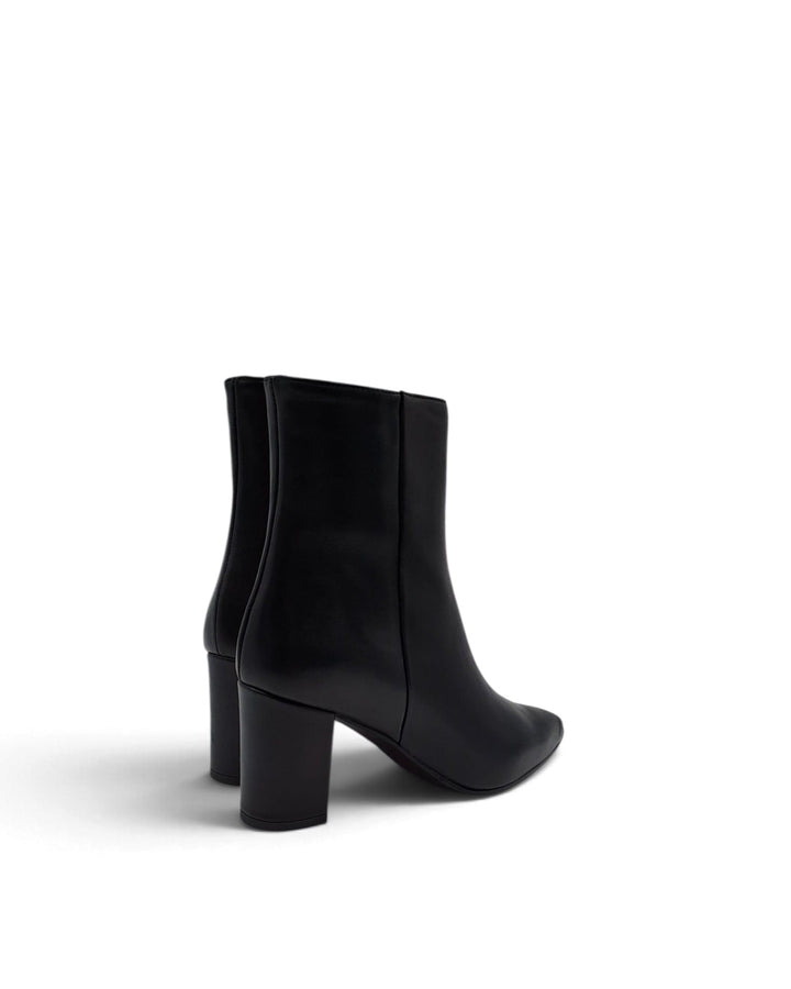 Dafne Nappa Black Texan