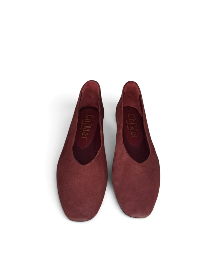Burgundy velvet V-shaped ballerina