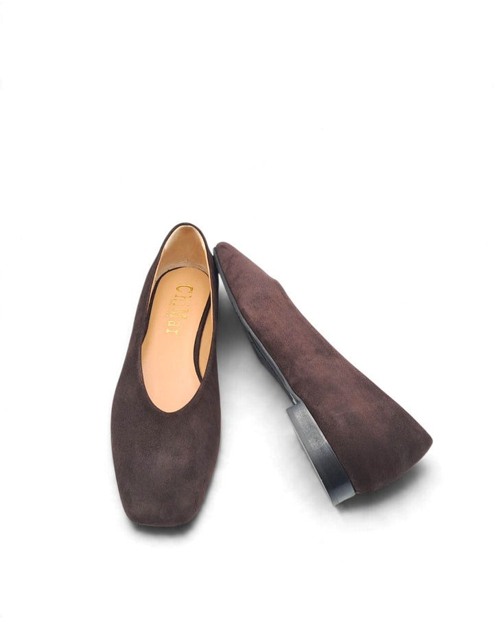 Burgundy velvet V-shaped ballerina