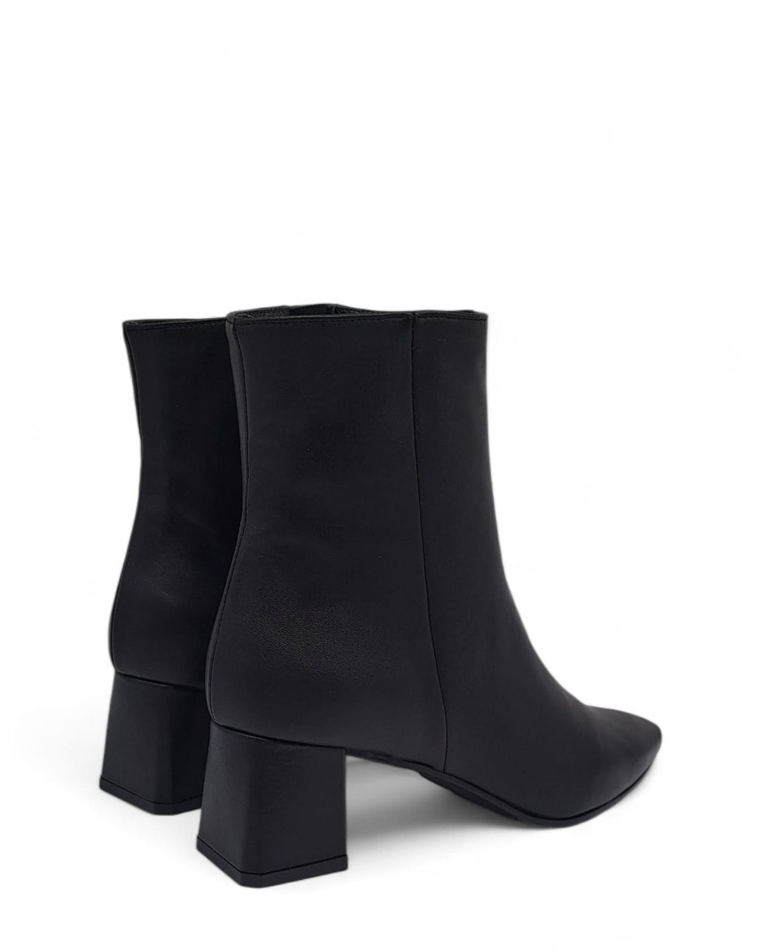 Tronchetto Gail Nappa Nero