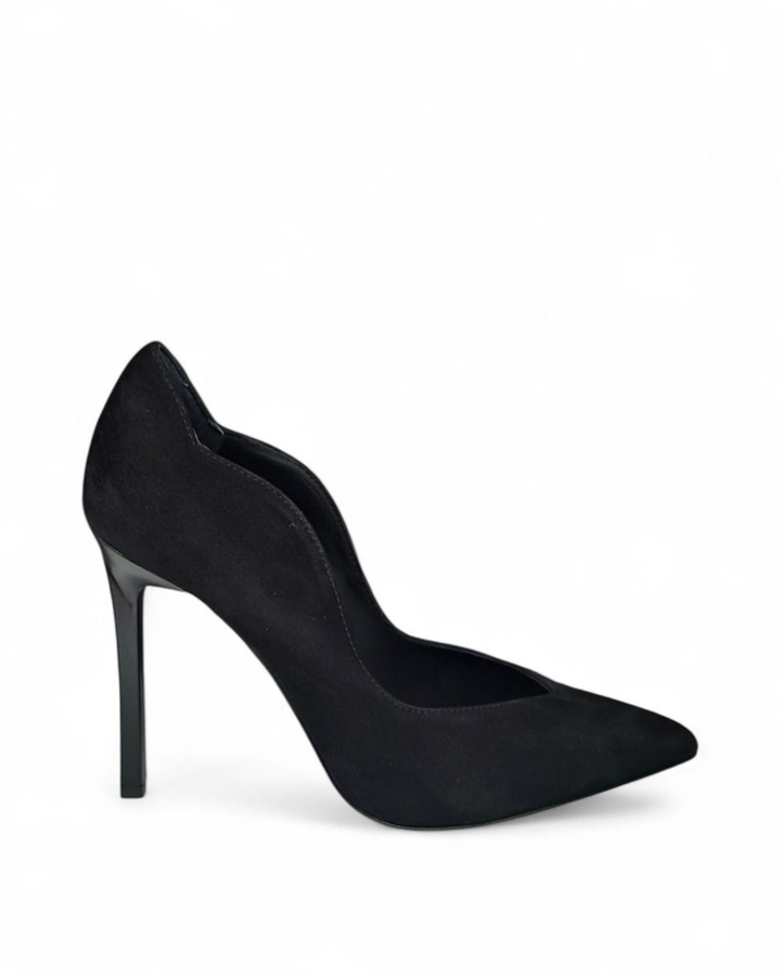 Onda Black Suede Pumps
