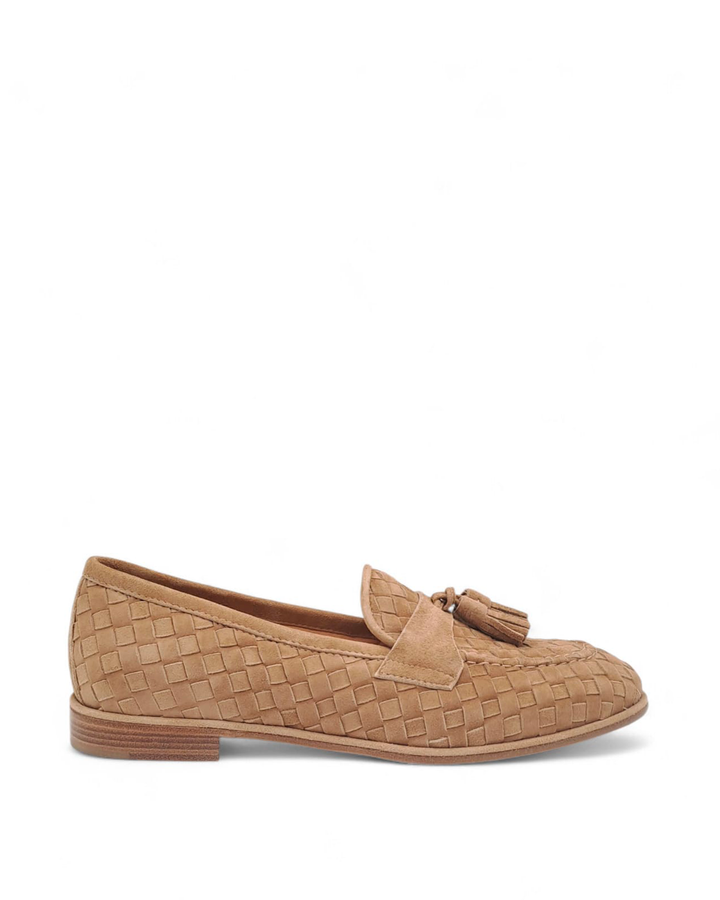 Moccasin Woven Tassels Suede Basket
